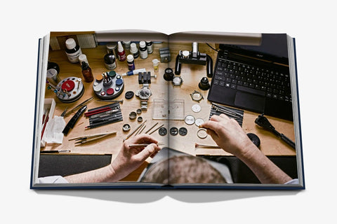 Assouline - The Connoisseur's Guide To Fine Timepieces: European Watch Company - Certified Horology